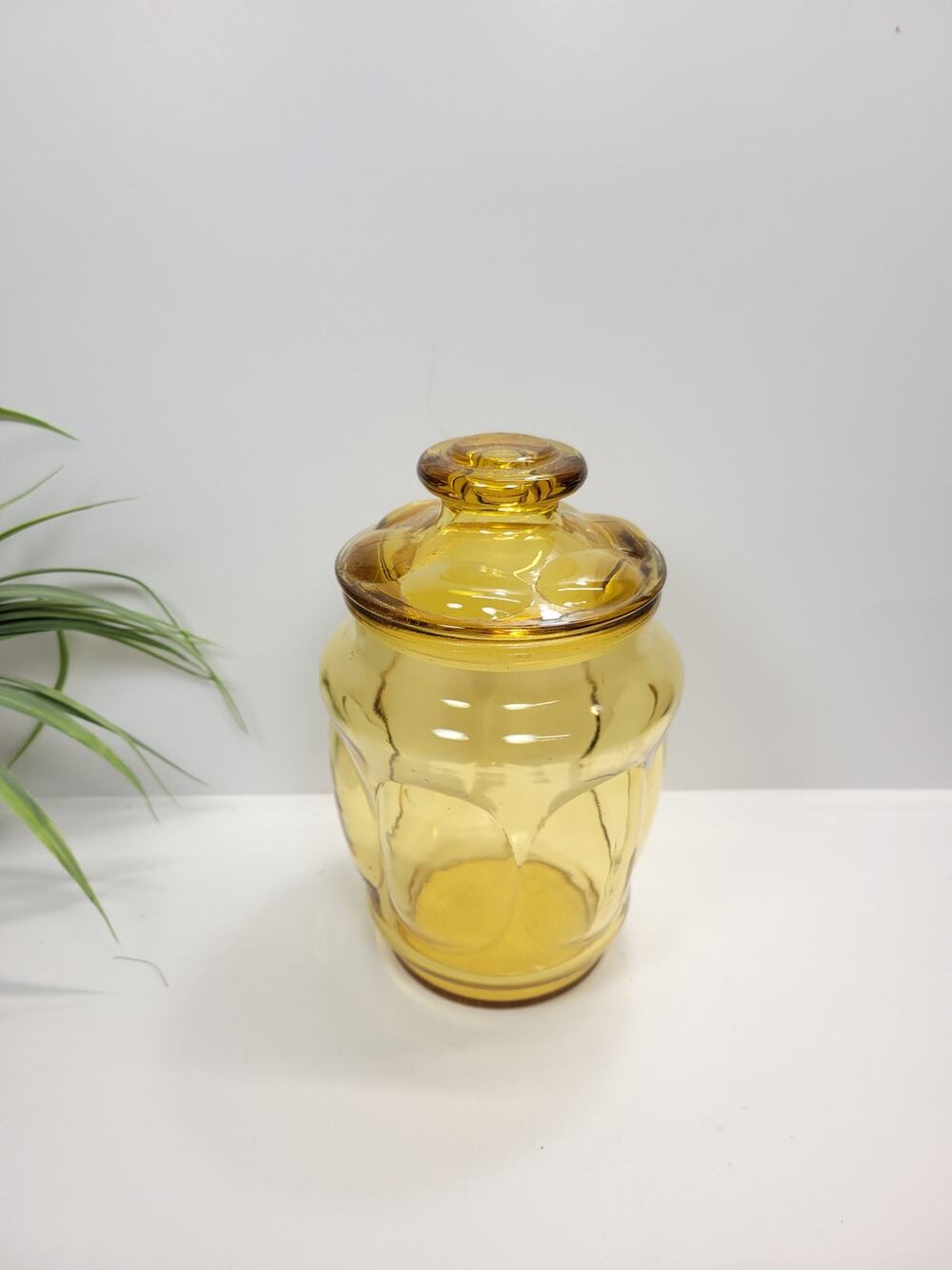 Vintage LE Smith Bubble Amber Glass Canister Jar Apothecary Cookie Container Lid